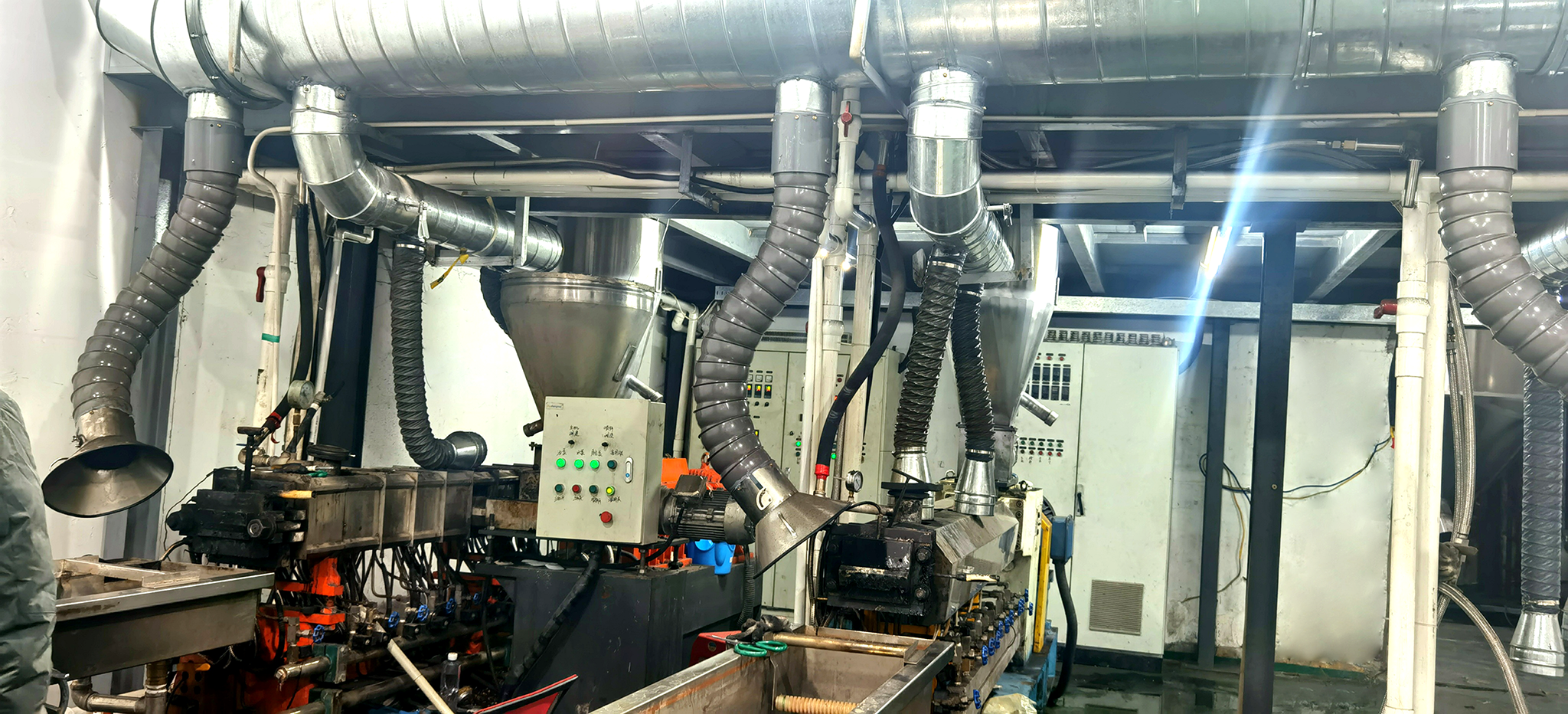 車(chē)間實(shí)拍圖